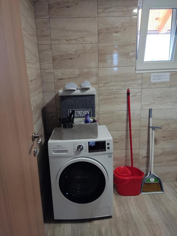Apartmani Sladjana Нови Сад Екстериор снимка