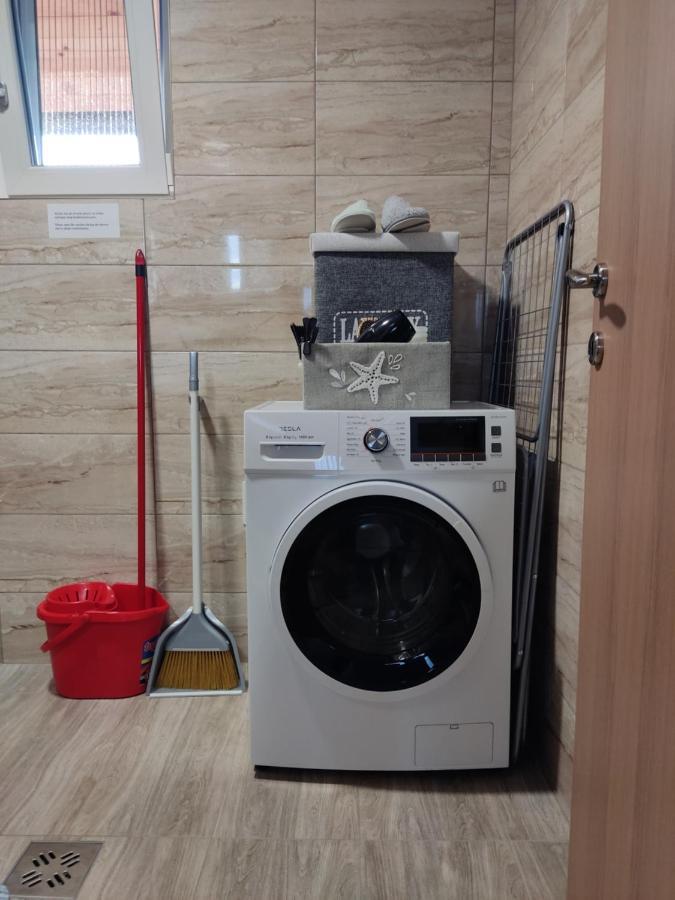 Apartmani Sladjana Нови Сад Екстериор снимка