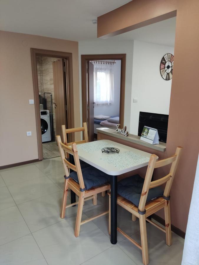 Apartmani Sladjana Нови Сад Екстериор снимка